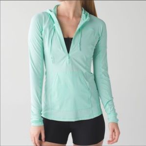 Lululemon 10 Run Beam UPF Hoodie Green 1/2 Zip Pullover